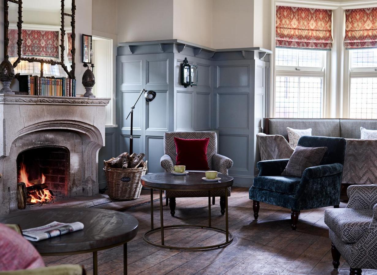 The Montagu Arms Hotel 4*