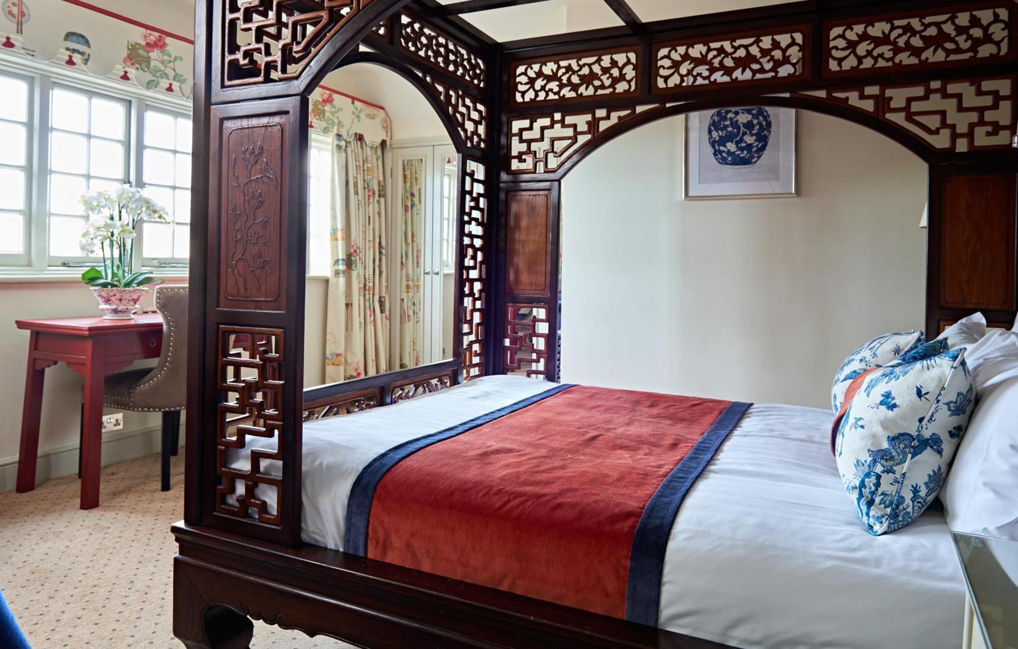 The Montagu Arms 4* Beaulieu