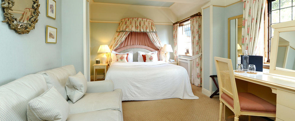 The Montagu Arms Hotel 4*