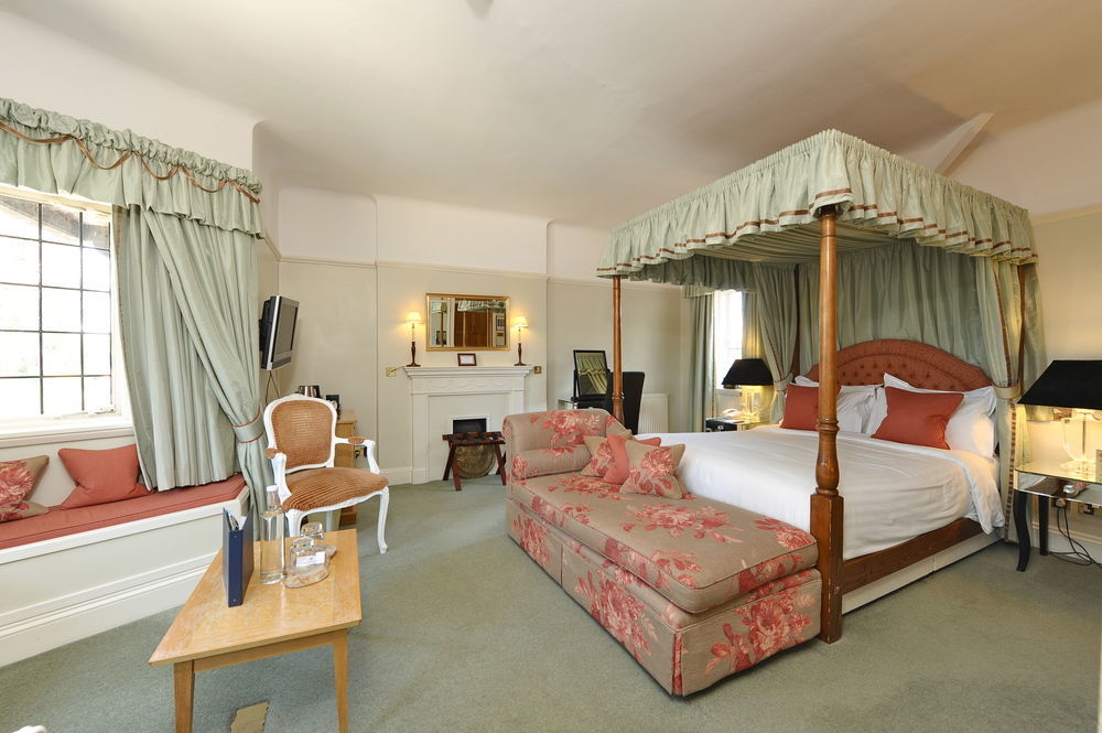 The Montagu Arms Hotel