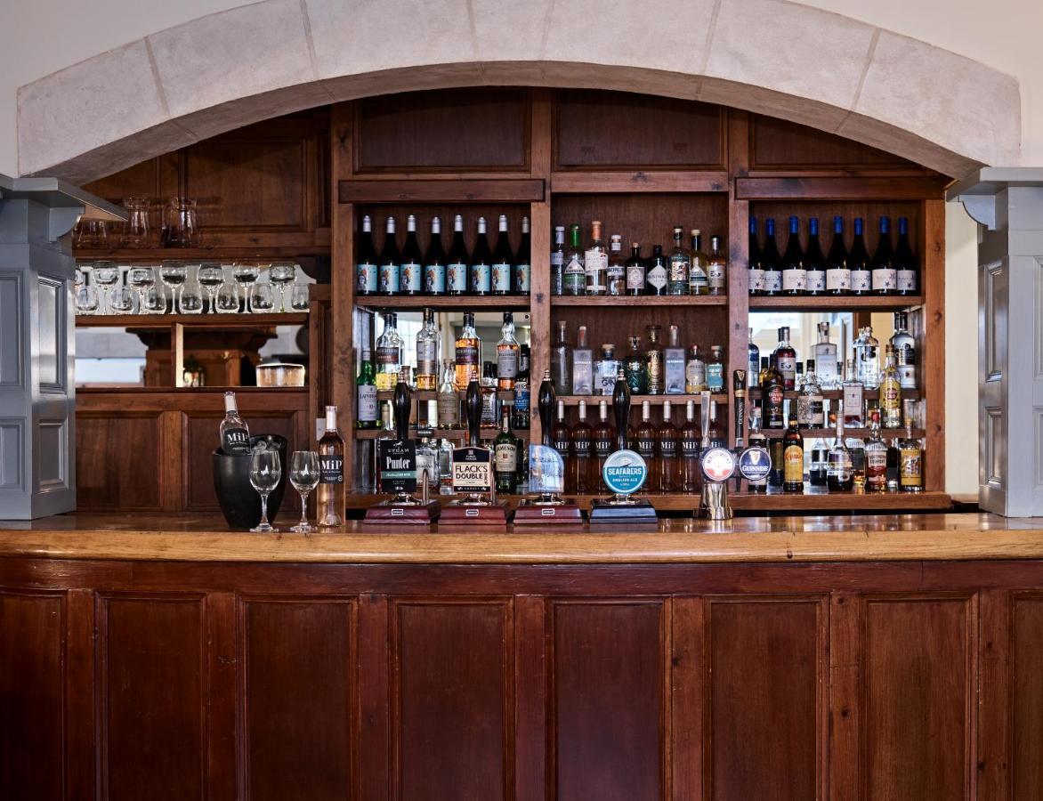 The Montagu Arms Hotel 4*